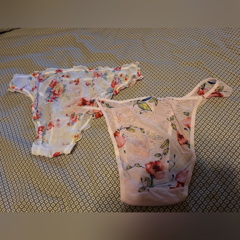 2 floral print panties from Knotty Knickers. Never worn
